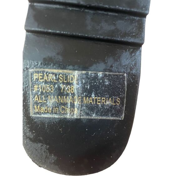 NWT Metallic/Silver Seven7 For All Mankind Slide-On Sandals (8) - Picture 3 of 4